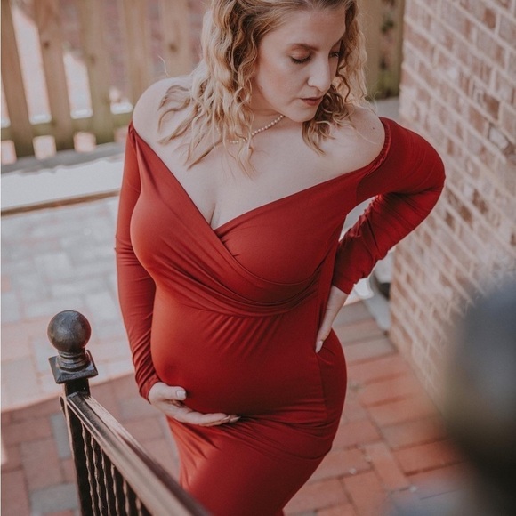 Molliya Dresses & Skirts - Long Sleeve Maternity Gown - Photo Shoot - Burgundy - Size Med - EUC